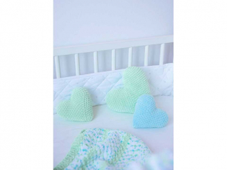 Anleitung Funny Uni Herzen gehäkelt 