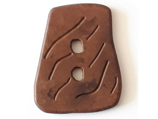 Holzknopf in asymmetrischer Trapezform mit 2 Löchern - Größe: 