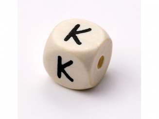 Schnulli-Buchstaben-Würfel 10 mm Ahorn natur hell K